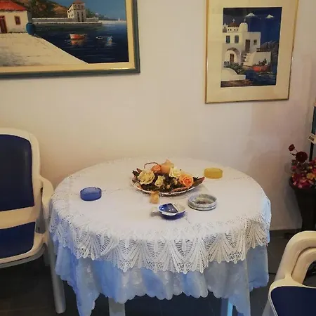 Private House Next To The Sea *